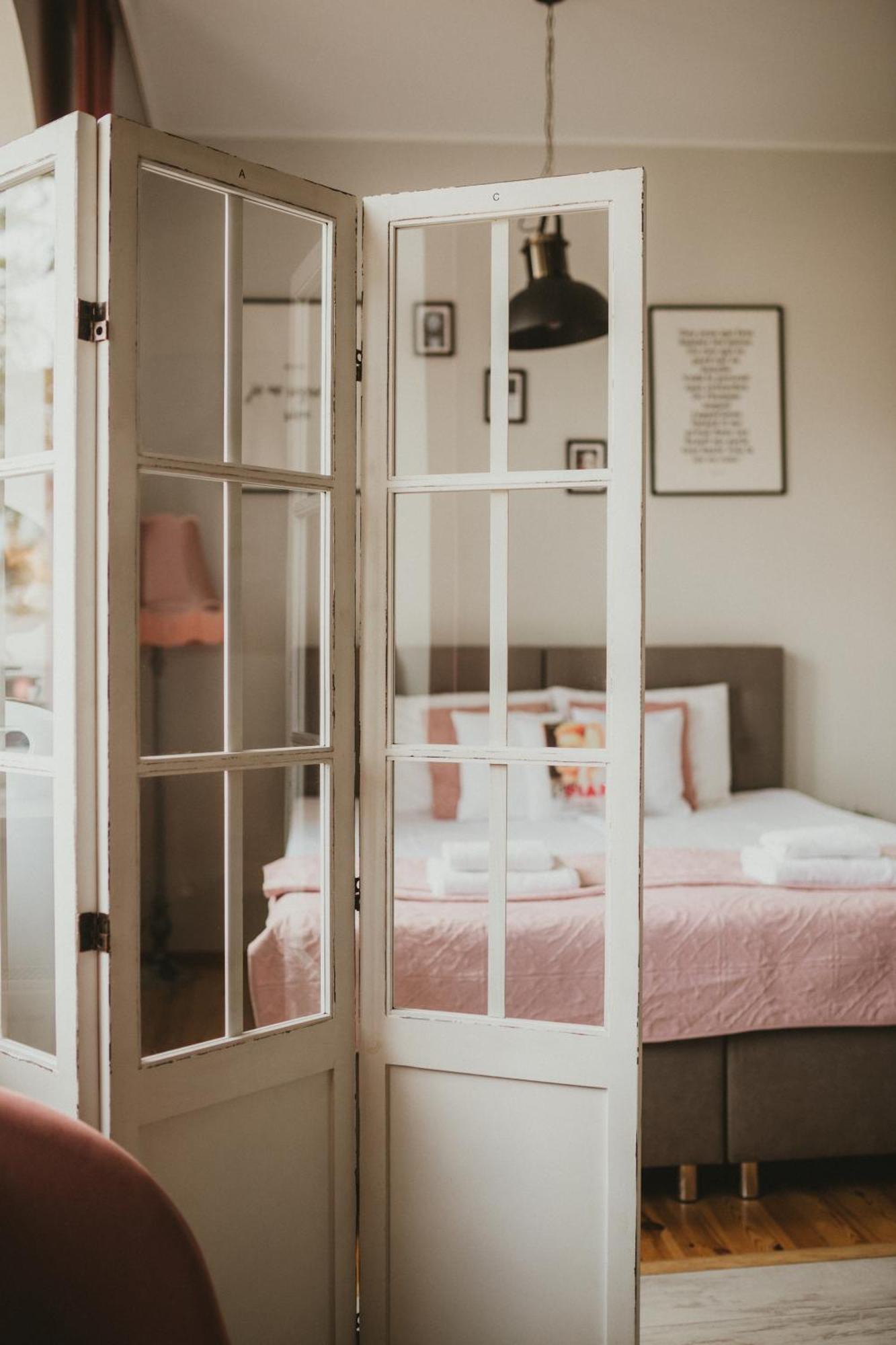 Apartamenty W Kamienicy Sieradz Exteriér fotografie